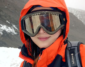 中国登山第一美女“冰山雪莲”罗丽莉
